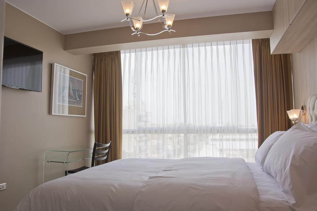 Arvo Hotel Boutique Trujillo Luaran gambar
